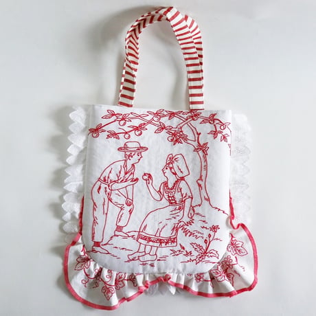 embroidery wood handle bag  (LOVE)