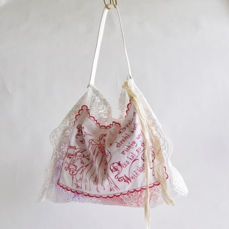 "upcycle" vintage embroidery lace bag  (man)