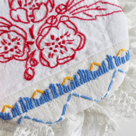 vintage embroidery pouch "c"