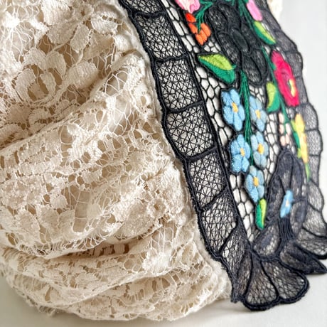 flower embroidery gather bag