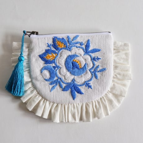 vintage embroidery pouch　"b"