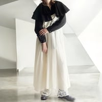 frill collar blouse (black)