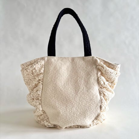 flower embroidery gather bag