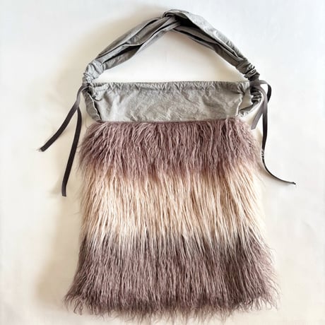 bicolor fur drawstring bag  （gray & mocha)