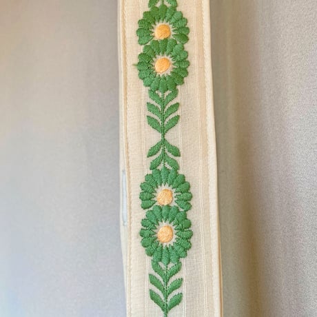 shoulder strap   ”e"