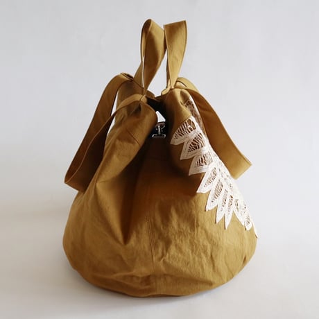 vintage lace bucket bag (mustard)