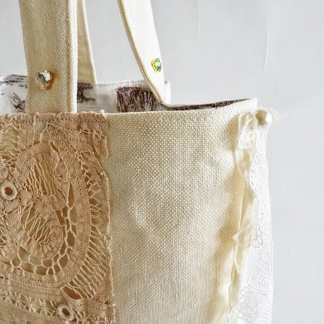 260617-31 vintage embroidery bag