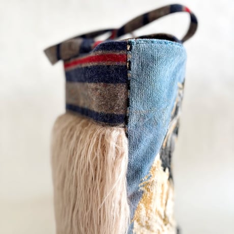 "upcycle" vintage  bag  (dog)