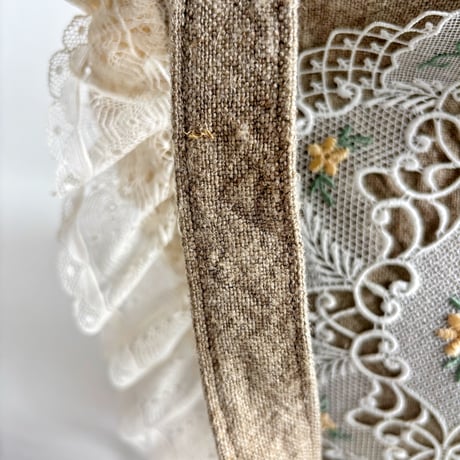 flower embroidery gather bag  "B"