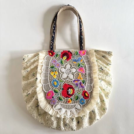 flower embroidery gather bag  "C"