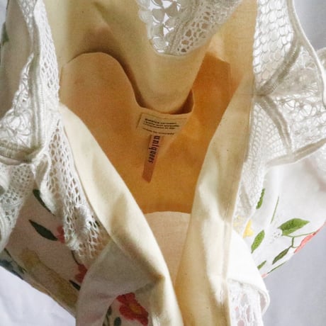 Japan vintage embroidery  bag  (flower)