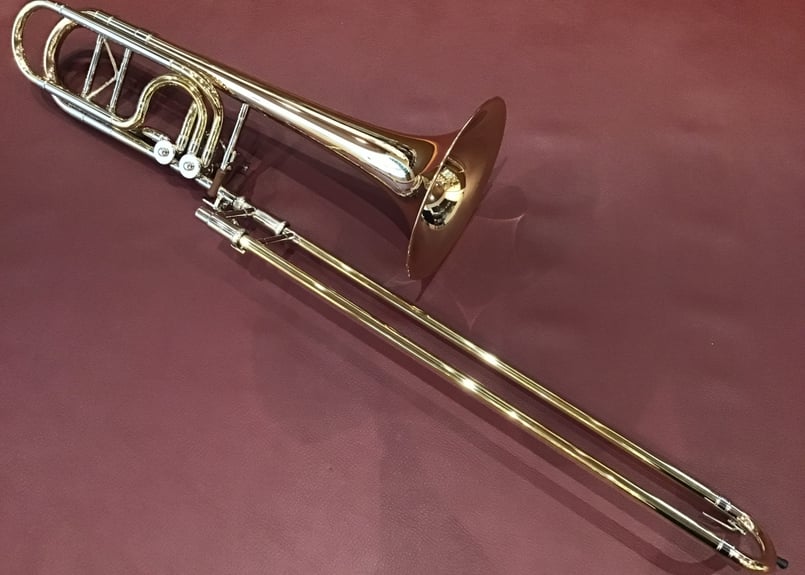 アウトレット特価】Kuhnl&Hoyer（キューンル＆ホイヤー）B2/G | アツタ楽器