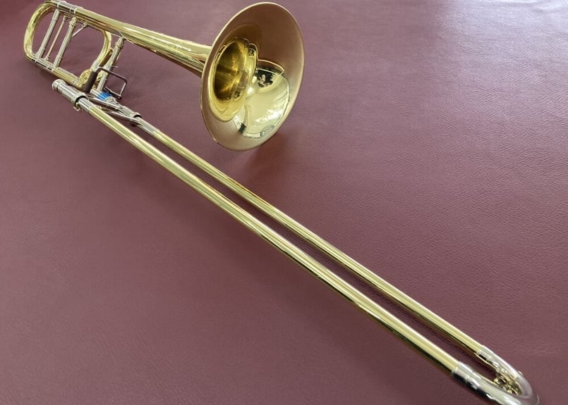 S.E.Shires(シャイアーズ) Q30YR | アツタ楽器