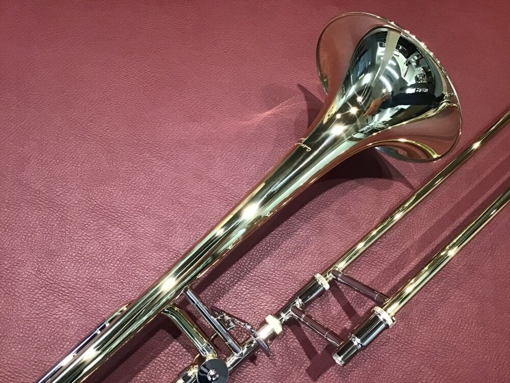 選定品】Courtois（クルトワ）AC420MBO | テナーバストロンボーン