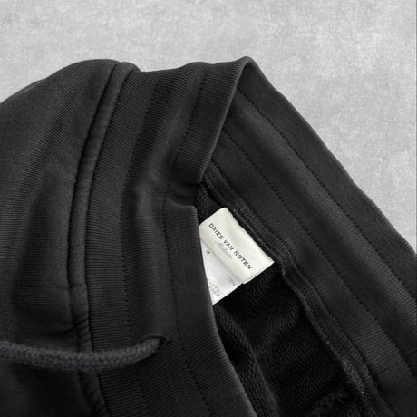 DRIES VAN NOTEN
