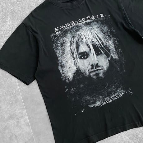 KURT COBAIN
