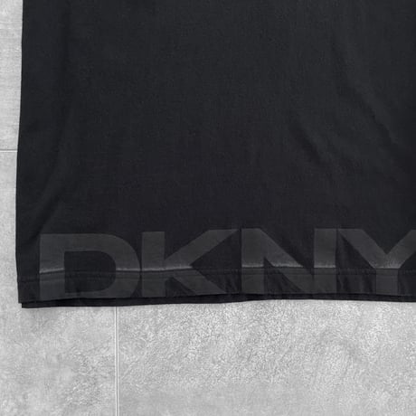 DKNY