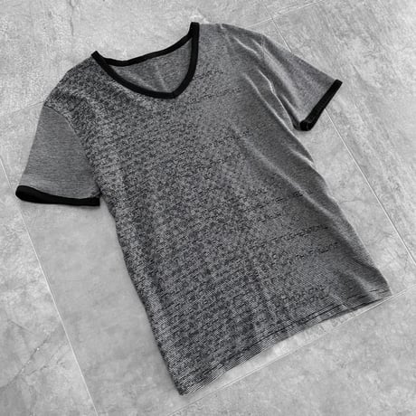Border stripe v-eck Tee