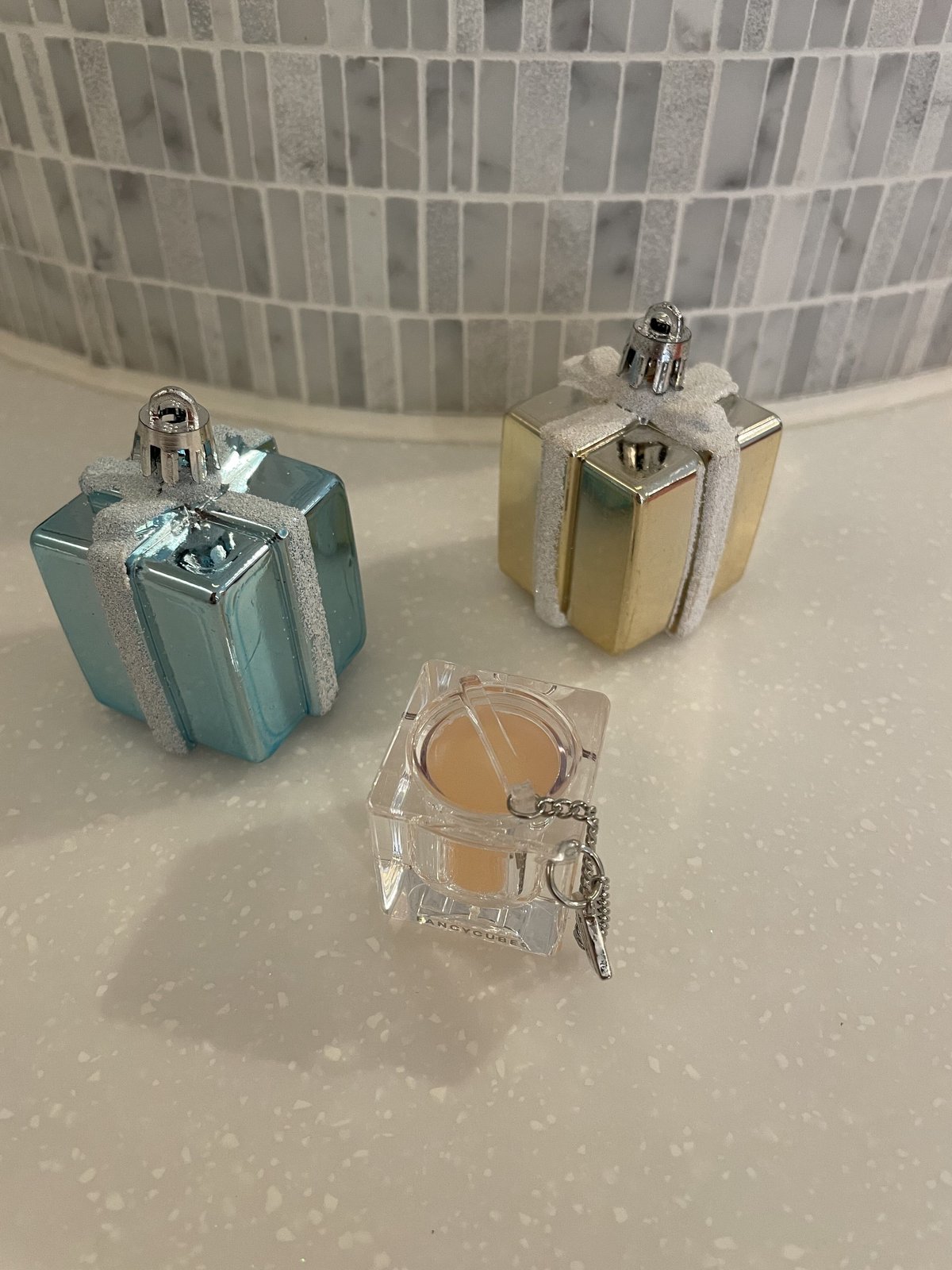 Make-up Balm】#05 MOISTURIZING LIP BALM with SI