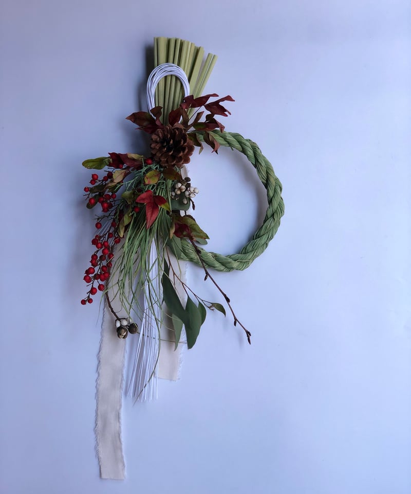 南天と松ぼっくりのお正月飾り | botanical driedflower works