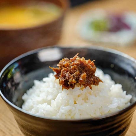【ザ・メイビア宮崎　ホテルオリジナル】　宮崎牛しぐれ煮(2個)＆旨辛飯(1個)セット