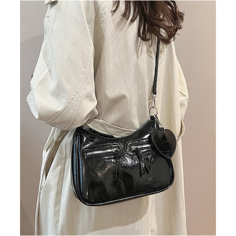 レトロショルダーバッグ ハートチャーム付 | Bagoodtimeshop