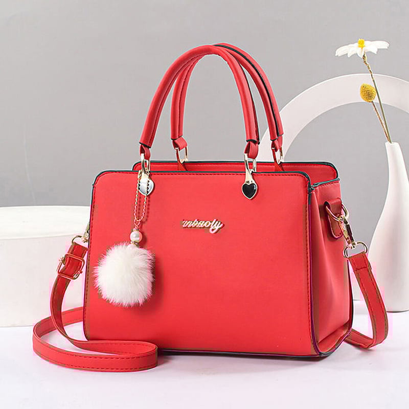 ショルダーバッグ ファーチャーム付き | Bagoodtimeshop