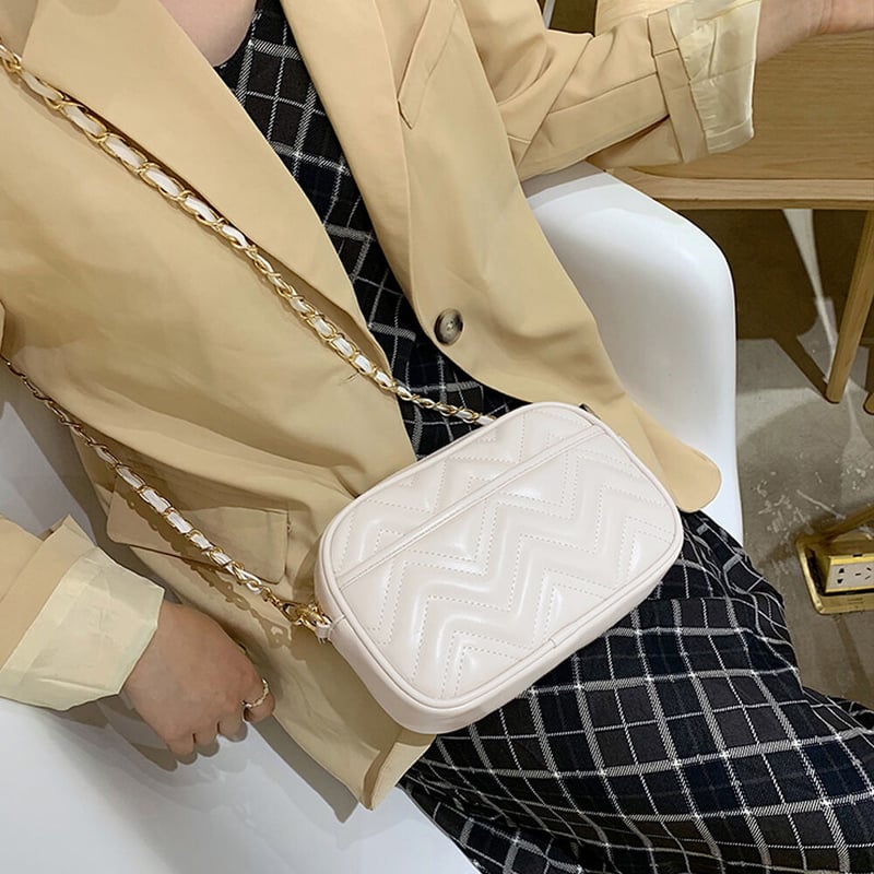 レザー調キルティングショルダーチェーンバッグ | Bagoodtimeshop