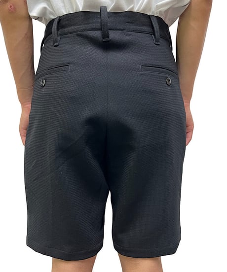YUYA MORIBE　No. YM-PT-02-2　ASYMMETRY TUCK SHORTS(VINTAGE SLACKS)