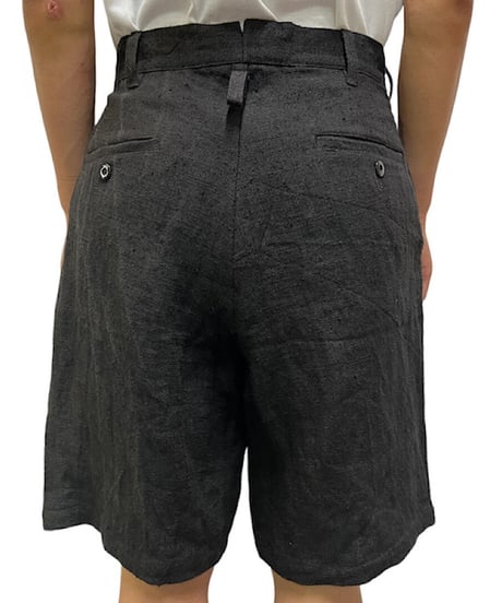 YUYA MORIBE　No. YM-PT-02-2　ASYMMETRY TUCK SHORTS(BLACK ANTQUE LINEN)