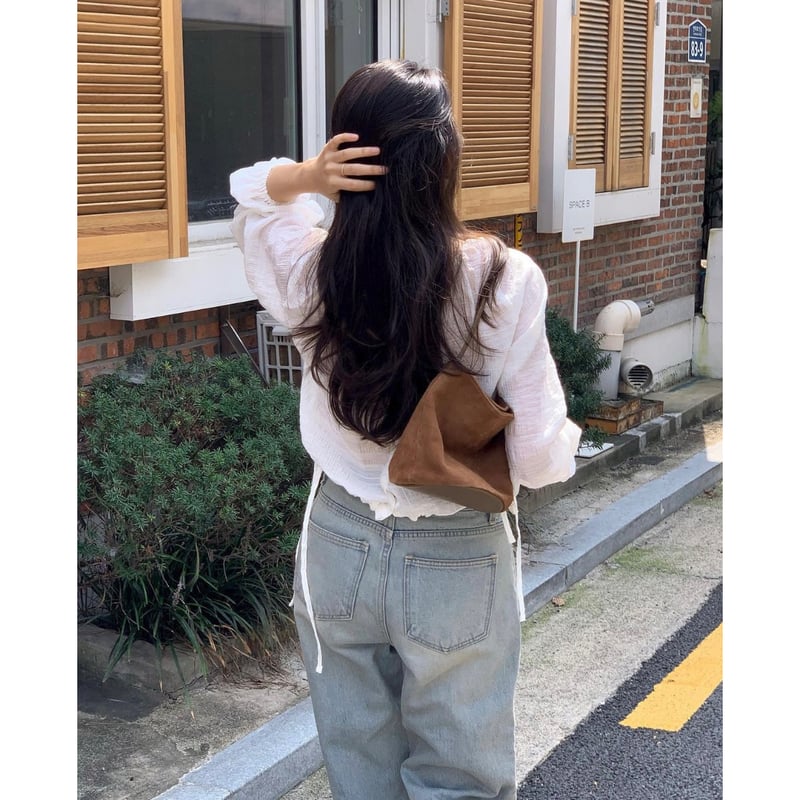 riette】lube blouse (即納) | Bellmi
