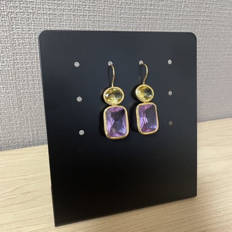 クォーツ　ピアス