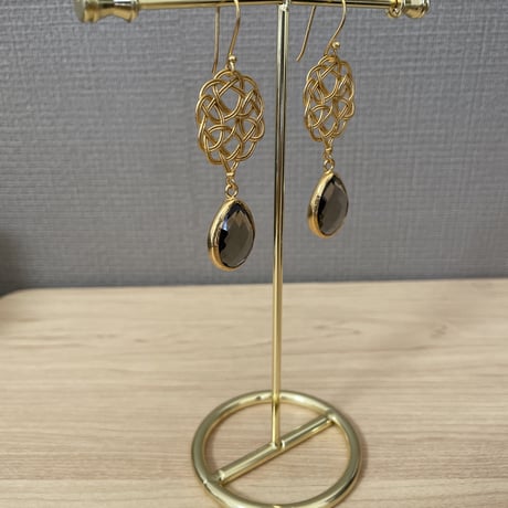 スモーキークォーツ　ピアス