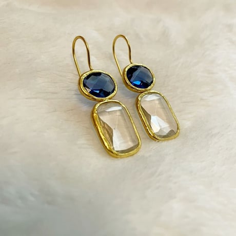 クォーツピアス