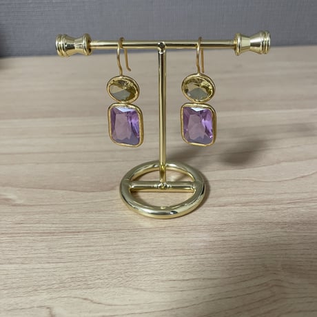 クォーツ　ピアス