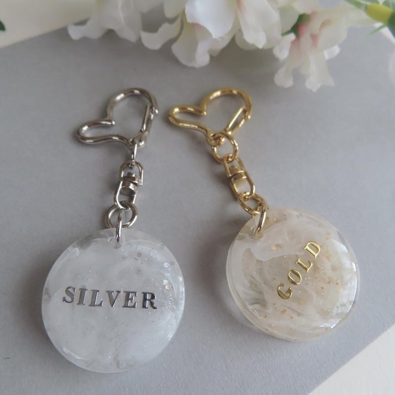 名前・言葉入れ〉キラキラホワイトマーブルキーホルダー サークル