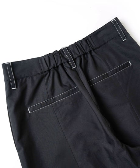 Air form pants <black>