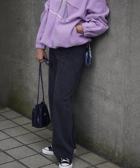 Noir Line Denim Pants