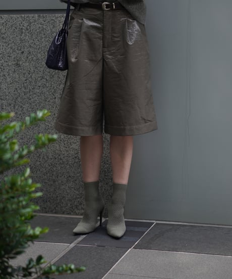 Glossy Half Pants