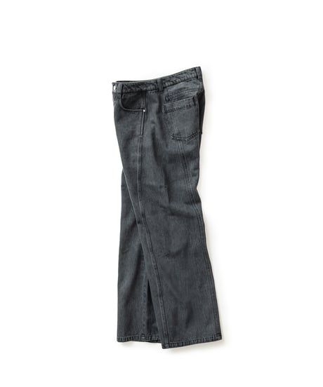 Noir Line Denim Pants