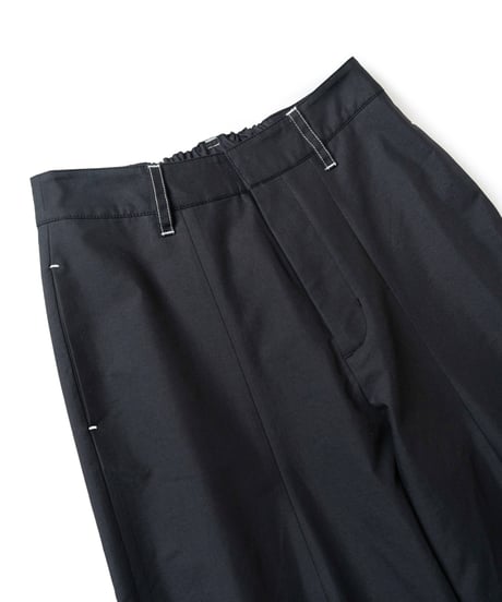 Air form pants <black>