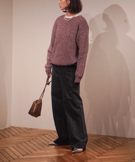 Noir Line Denim Pants