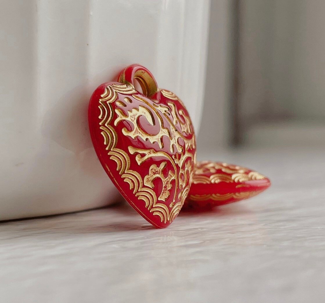 Kaya 様14kgfバイカラーカーネリアン フラワーカービングチャーム Kaya 様14kgfバイカラーカーネリアン フラワーカービングチャーム Kaya