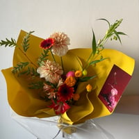 whole bouquet 6000