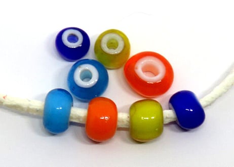 ★激レア★血赤ダークレッド★オールドホワイトハーツ4.5.6.7.8mmビーズ ☆激レア☆血赤ダークレッド☆オールドホワイトハーツ4.5.6.7