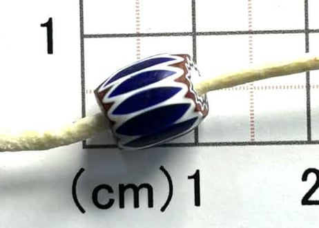 シェブロンビーズ　No.8318　現品　　7mm