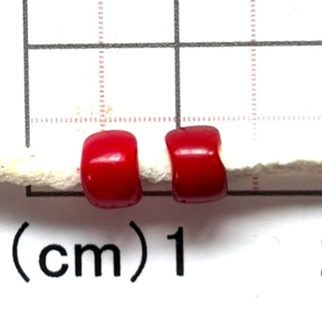 濃赤血赤　ホワイトハーツ　2個　　5.5mm 　NO.1194　現品