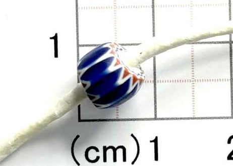 シェブロンビーズ　No.8321　現品　　8.5mm