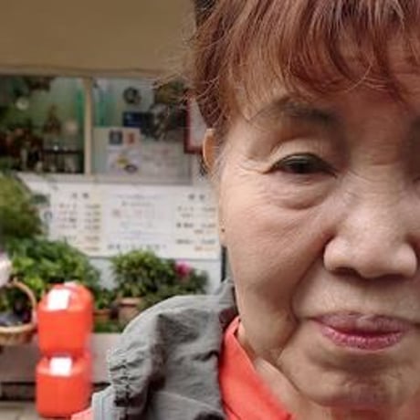 必死の床屋のおばさんです。毎月　余裕をもって仕事を続けたい。