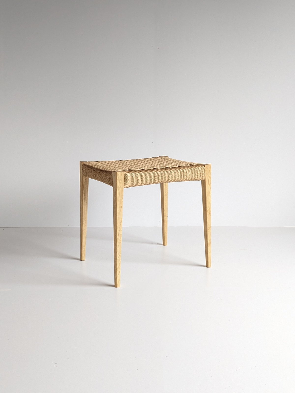 ペーパーコードスツール クリ | たまき木工所